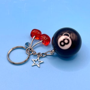 8 Ball Keychain