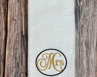 Embroidered Mrs Embossed Bath Towel, Personalized Towel, Monogrammed Towel, Gift, Christmas Gift, Wedding, Housewarming, Anniversary