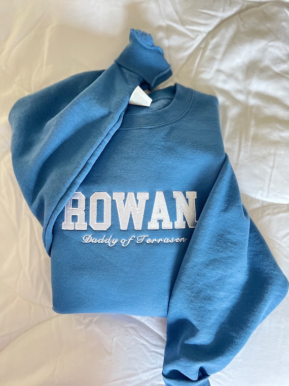 Throne of glass Sweater Embroidered fae, Rowan Whitethorn inspired sweater, Fireheart Fire Breathing queen, Fae Warrior, Rowan Daddy, TOG