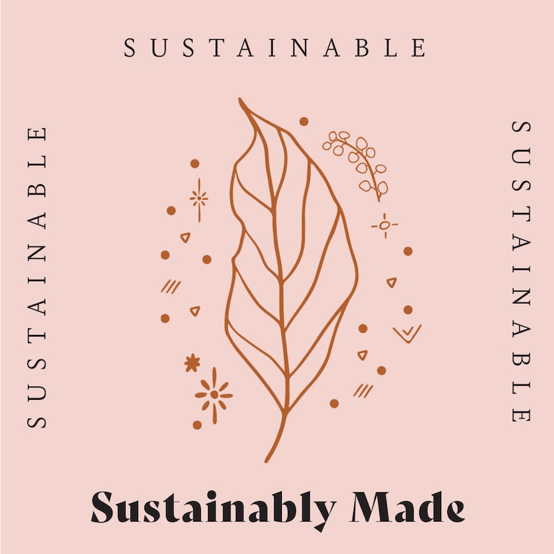 Puede incluir: Una hoja marr&oacute;n con un dise&ntilde;o delicado, rodeada de peque&ntilde;os puntos marrones, estrellas y formas geom&eacute;tricas. El texto "Sustainable" aparece en la parte superior e inferior de la imagen, y el texto "Sustainably Made" aparece en la parte inferior central.
