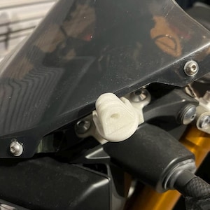 Supporto GoPro Yamaha MT-09 - Stampato in 3D e fosforescente