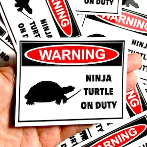 Schildkröte-Warnschild-Aufkleber | Tier Aufkleber | Reptil Aufkleber | Wasserdichter, wetterfester Aufkleber | Laptop, Geschenk, Tank Aufkleber