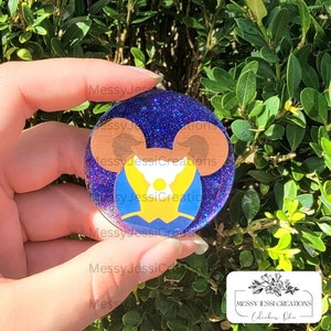 Temática de princesa / Rosa / Bella / Cenicienta / Bestia / Auroa / Carretes de insignia hechos a mano personalizados / Llaveros / Imanes / Titulares de insignias