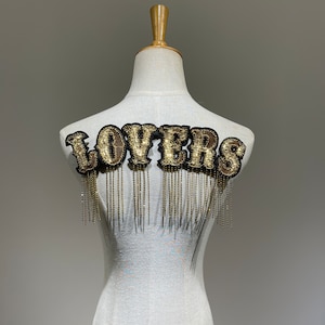 Parches de lentejuelas con flecos de diamantes de imitación dorados para amantes de las borlas, apliques para coser en la parte posterior de ropa vintage / regalo de boda personalizado