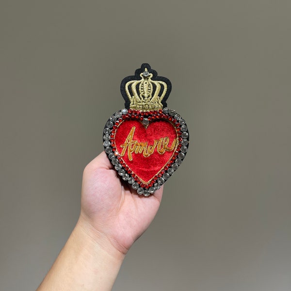 Fait à la main vintage baroque sacré coeur couronne coeur perles de fil d'or strass fer sur patchs patch brodé pour vêtements appliques
