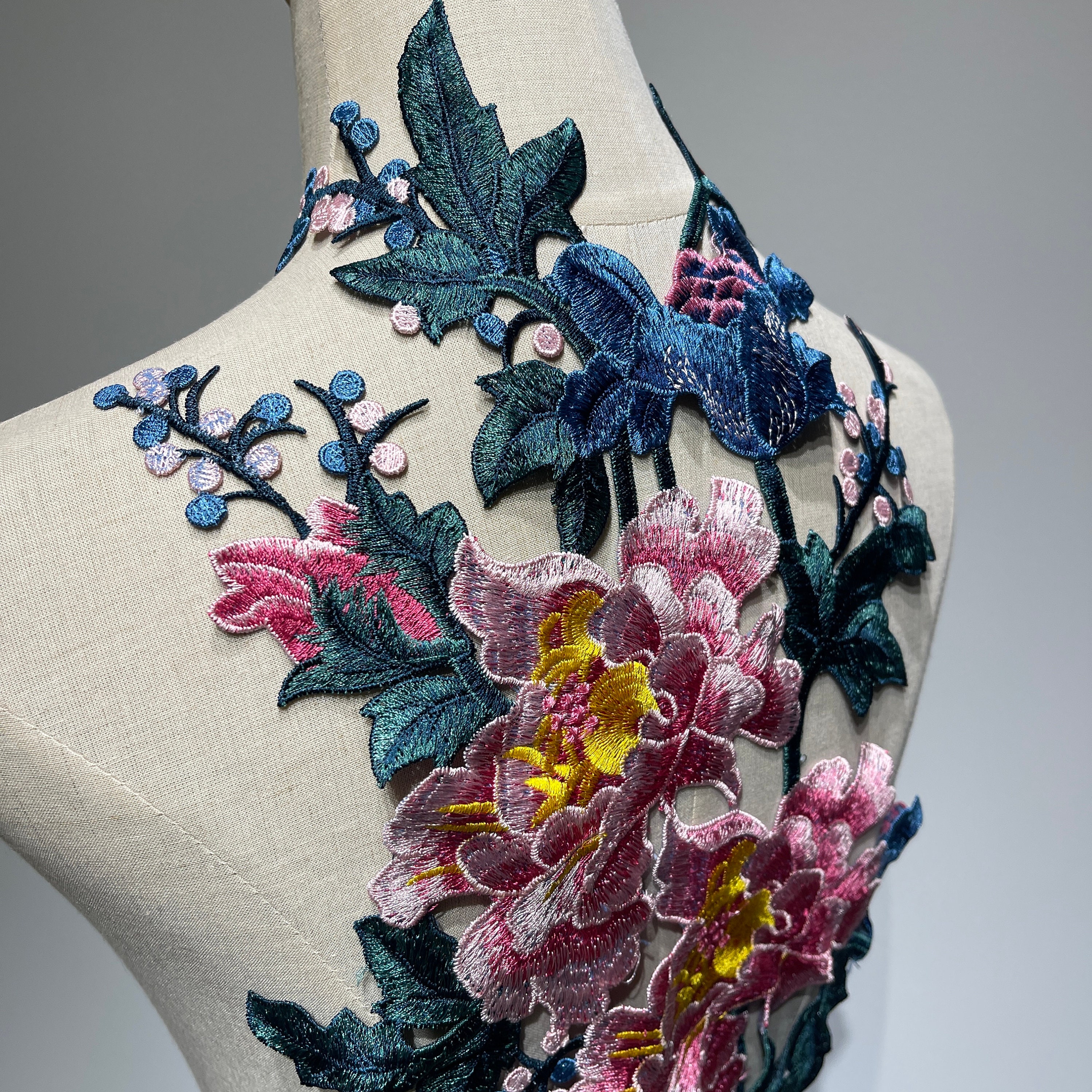 Extra Large Embroidered Flower Sew on Applique | 70cm Height  display picture 1