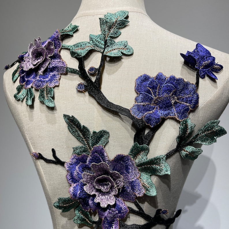Toppa da cucire con fiori ricamati in 3D di ispirazione vintage, delizia floreale per progetti fai da te o applique per giacche di jeans immagine 8