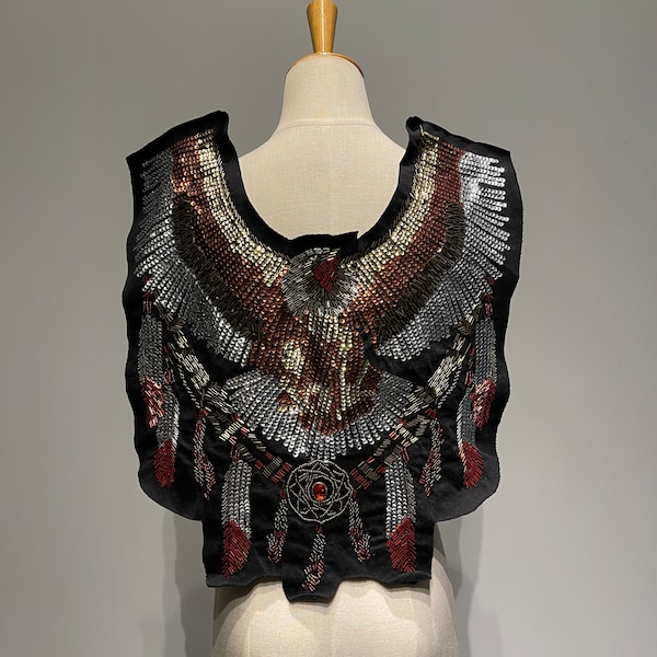 Ecusson à coudre aigle volanté fait main avec paillettes extra larges | Applique oiseau perlée majestueuse pour projets de bricolage | Sequins marron doré et argent