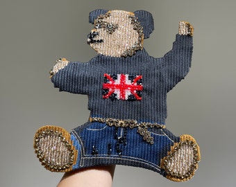 Handmade Rhinestone beaded British Teddy Bear UK Flag made with Crystal for Vintage clothes back or kids and Hoodies Applique Unique Design