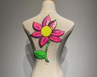 Sparkly Sequin Flower Iron-On Patch – Pink and Yellow Floral Appliqué with Green Stem – Cute Spring/Summer DIY Decoration for Clothing