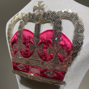 Large Gold Sequins Crown Iron on patch with Red Velvet for fashion woman clothes embroidered decoration or patch for DIY denim jackets image 2