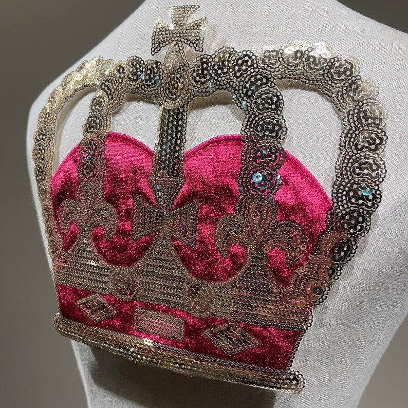 Large Gold Sequins Crown Iron on patch with Red Velvet for fashion woman clothes embroidered decoration or patch for DIY denim jackets image 2