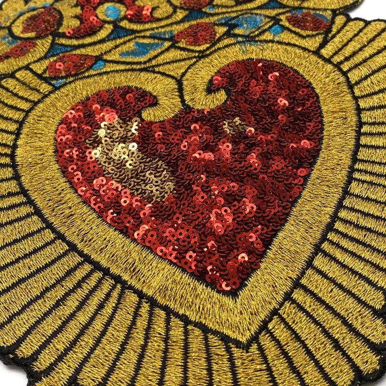 Grand écusson sacré-coeur paillettes rouges à coudre image 6