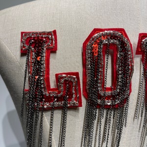Handmade Red Sequins Love Letter Patch Beaded Alphabet Applique with Tassel Chains zdjęcie 5