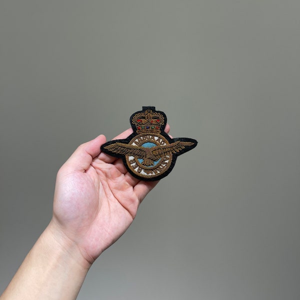 Small Indian Silk Air Force Vintage badges handmade thread Crown Eagle sew on patches Applique for clothes Embroidered patch decoration