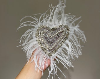 Small Handmade Soft Ostrich feather heart with Rhinestone beaded Applique for clothes Pearl Sew on Patches