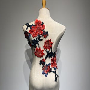 Oversized Red Embroidered Rose Appliqué - Luxe Threadwork for Denim, Wedding Dresses & DIY Décor