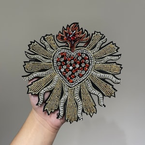 Vintage Sacred heart patch Rhinestone Baroque Handmade Flame love beaded Applique with red stone gold thread sew on patches for embroidery