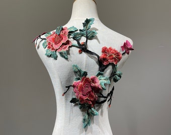 Toppa da cucire con fiori ricamati in 3D di ispirazione vintage, delizia floreale per progetti fai da te o applique per giacche di jeans