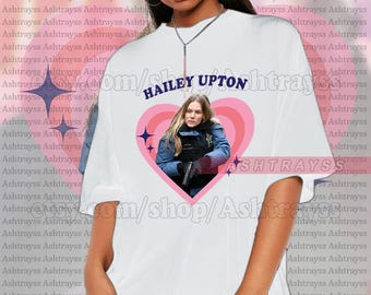 Hailey Upton Tshirt, Detective Hailey Upton Sweatshirt, Tracy Spiridakos as Hailey Upton tee sweater