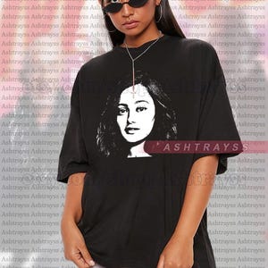 Ella Purnell retro face Tee, Ella Purnell retro face Sweatshirt
