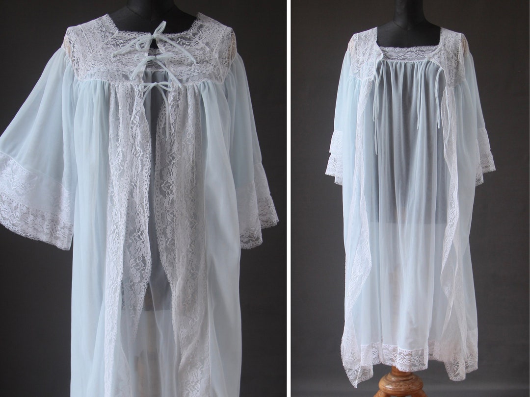 Babydoll Peignoir Set (Medium)