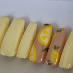 Summer Lemon Press On Nails - 10 or 20pc Lemon Press On Nail Set - Summer Nails, Yellow Nails, Lemon Nails, Fruit Nails, Bright Nails