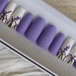 Lilac Blossom Spring Press On Nail Set - 10 or 20pc Flower Press On Nail Set - Easter Nails, Spring Nails, Purple Nails, Lavender Nails