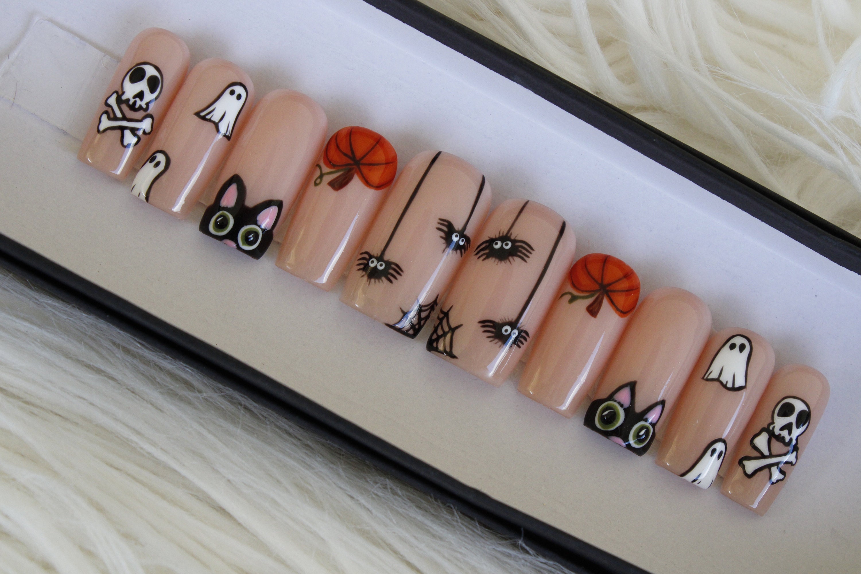 Halloween Doodles Press On Nails - 10 or 20pc Halloween Press On Nail Set - Spooky Nails, Halloween Nails, Hand Painted Nails, Fall Nails