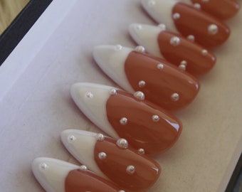 French Pearl Press On Nails - 10 or 20pc Classic French with Pearls Press On Nail Set