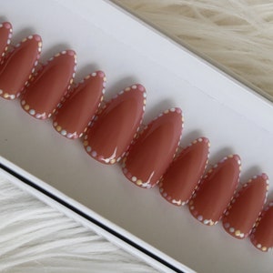 Ostern Dot Press On Nails: Pastell Frühlings Nagel Set