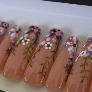 Pink and Purple Bouquet Press On Nails- 10 or 20pc Flower Press On Nail Set - Pink Nails, Purple Nails, Flower Nails, Summer Nails