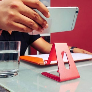 Cell phone stand, non-slip cell phone holder, tablet stand, cell phone holder, stable aluminum stand, modern home office organizer