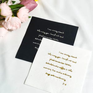 Serviette de table en feuille d'or manuscrite personnalisée, serviettes de mariage personnalisées, serviette de table pour cocktail, décoration de mariage, cadeau pour elle, serviettes de mariage personnalisées