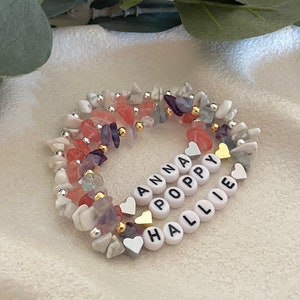 Pulsera con nombre personalizado - Pulsera con cuentas de cristal con nombre para mamás e hijas, pulsera con palabras personalizadas - Cristal curativo y cuentas de oro