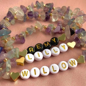 Pulsera de cristal con nombre personalizado, cuentas de cristal y chapado en oro de 18 quilates, pulsera con nombre o palabra personalizada, regalo de sanación con cristales.