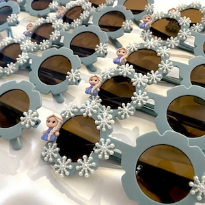 Kids Personalised Sunglasses, Princess party, Frozen style birthday party favor gifts, Custom girls gift, Baby toddler kids round sunglasses
