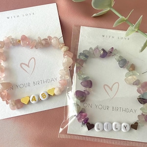Regalo de cumpleaños personalizado, pulsera con inicial de cristal, joyería con tarjeta de cumpleaños, pulsera de cumpleaños personalizada, pulseras de cuentas curativas de cristal