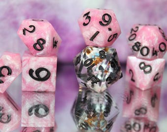 Rouge the Bat 7 piece dice set gift dnd dungeons and dragons