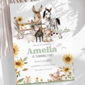 Faire-part d'anniversaire animaux de la ferme, invitation de fête du 5e anniversaire modifiable pour les filles, thème de la basse-cour tournesol, téléchargement immédiat sur Canva FB1