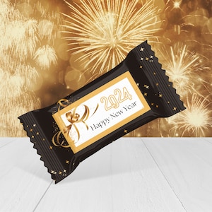 New Year&#39;s Eve Rice Krispy Treat Wrapper: Black & Gold Party Favor (DIY Editable, 5x6&quot;)