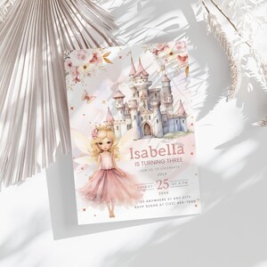 Invitation d'anniversaire de princesse féerique | Faire-part fille modifiable | Thème du château | Motif floral rose | Téléchargement numérique | Modification dans Canva FB1