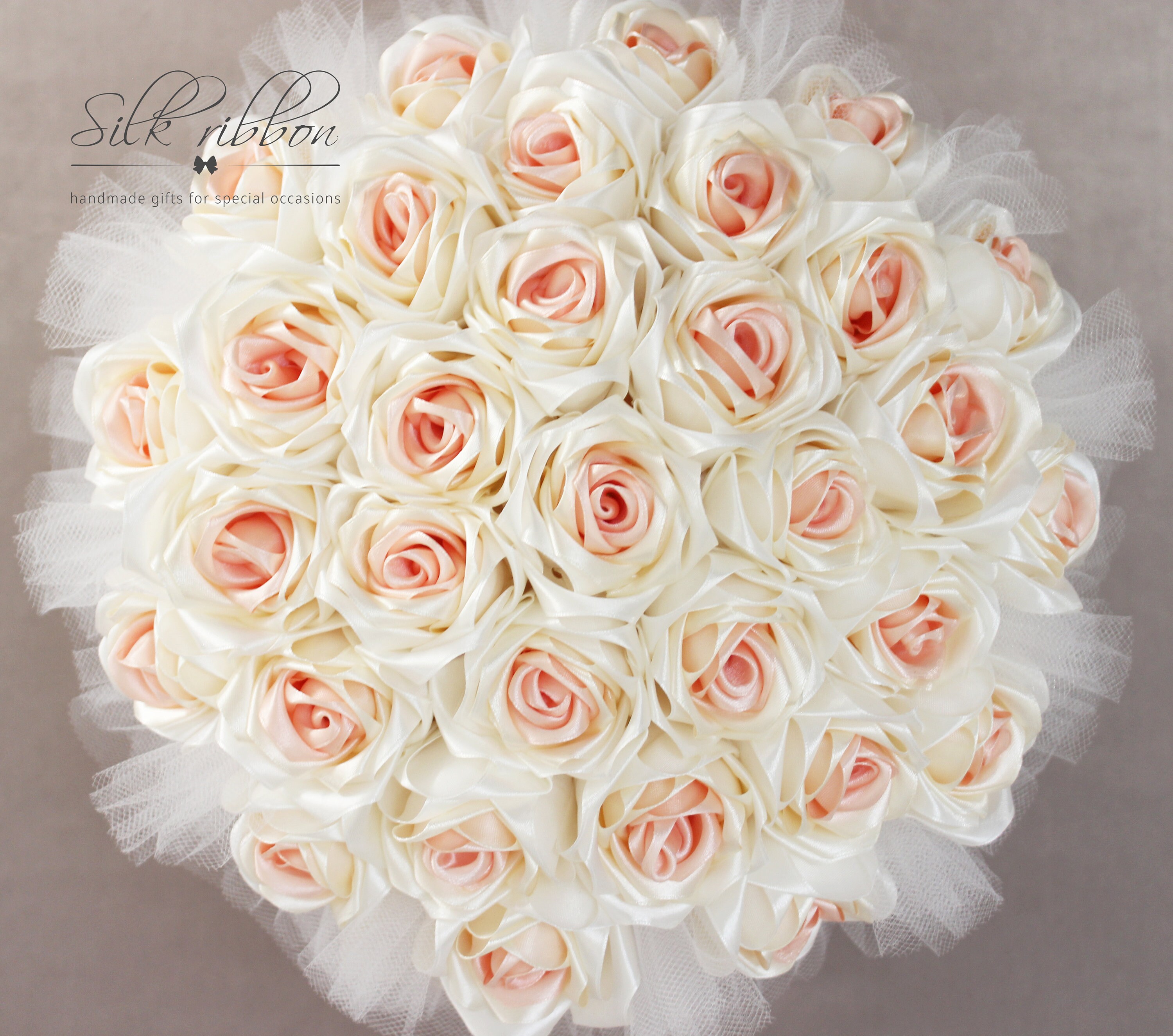 Ribbon Roses Bouquet Roses in a Round Box Luxury Flower Box - Etsy