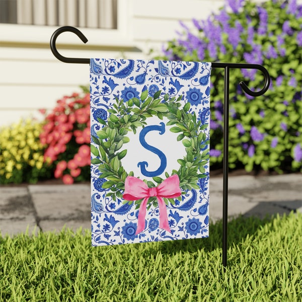 Personalized Flag, Monogram Garden Banner, Custom House Flag, Chinoiserie Flags, Preppy Porch Decor, Blue and White Welcome Sign, Wreath