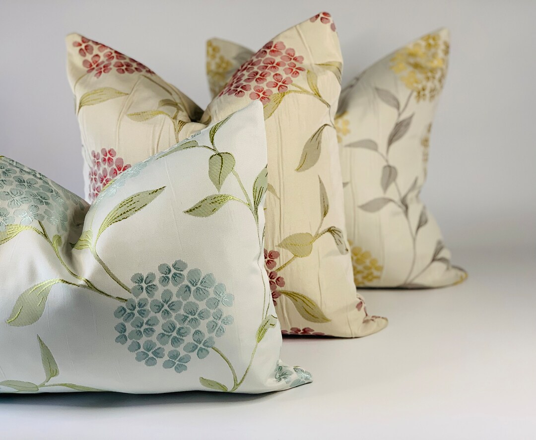 Floral Design Cushion Cover / Decorative Throw Pillow / Flower Etsy UK