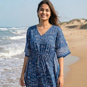 Robe caftan imprimée à la main avec motifs de poissons, paréo bleu indigo, tenue de villégiature en coton, caftan bohème, robe d'été