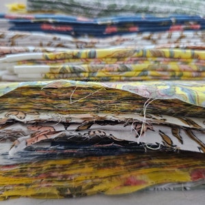 Scarti di stampa a blocchi indiani a mano, tessuto di cotone floreale, pacchetto di scarti, pacchetto di scarti, tessuto di cotone, quartie