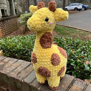 Amigurumi Giraffe Crochet Plushie