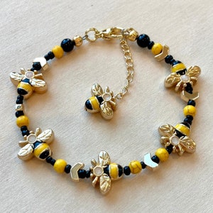 Honey Bee Bracelet in 14 Karat Gold Filled