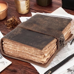 Vintage Lederbuch - Zauberbuch, Grimoire, Reisebuch, Büttenpapier, Lockenverschluss